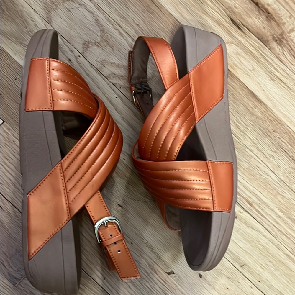 Fitflop Tan and Orange Sandals with Pleated Straps - Picture 3 of 11